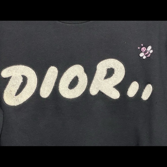 Sold Dior x Kaws Bee Limited Edition Sweatshirt - Picture 3 of 8